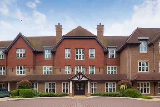 Signature at Beaconsfield | Care Home | Beaconsfield, HP9 1AB