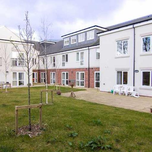 Moorland Gardens Care Home | Care Home | Luton, LU2 7NX