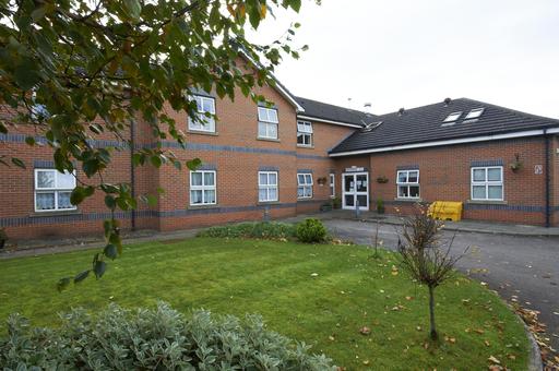 Hollins Park | Care Home | Macclesfield, SK10 3JA