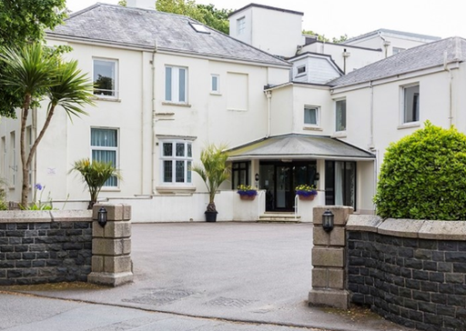 Highlands Care Home Jersey | Care Home | St Saviour,, JE2 7LJ