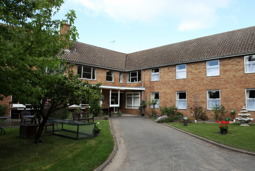 Brook House Care Home | Care Home | Cambridge, CB1 3DJ