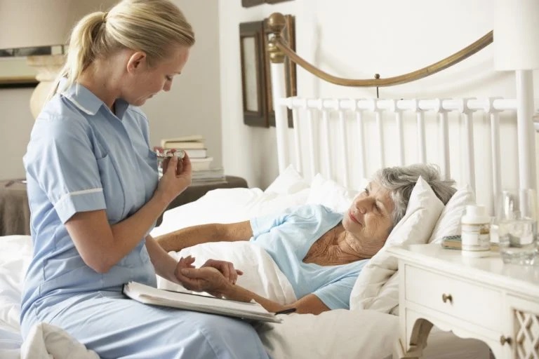Palliative-care-nurse-uk